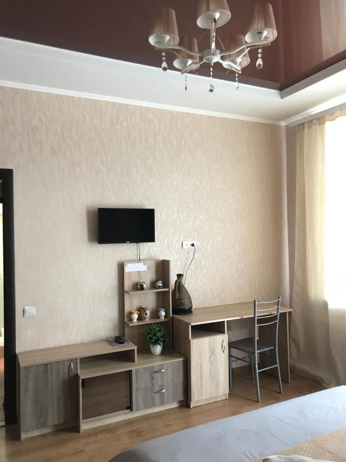 Rent Apartment In The Center Of Tchernihiv Extérieur photo