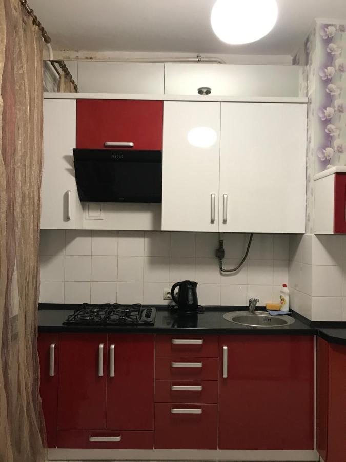 Rent Apartment In The Center Of Tchernihiv Extérieur photo